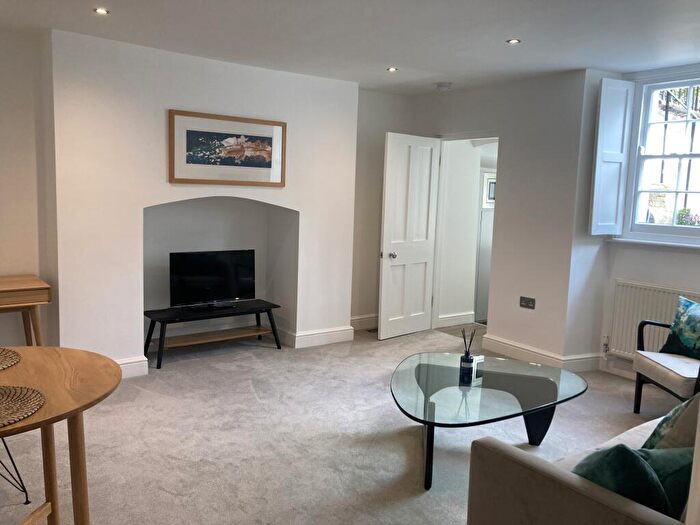 1 Bedroom Apartment To Rent In Pembroke Road, Clifton, BS8