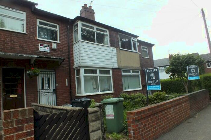 4 Bedroom Semi-Detached House To Rent In Park View Road, Leeds, West Yorkshire, LS4