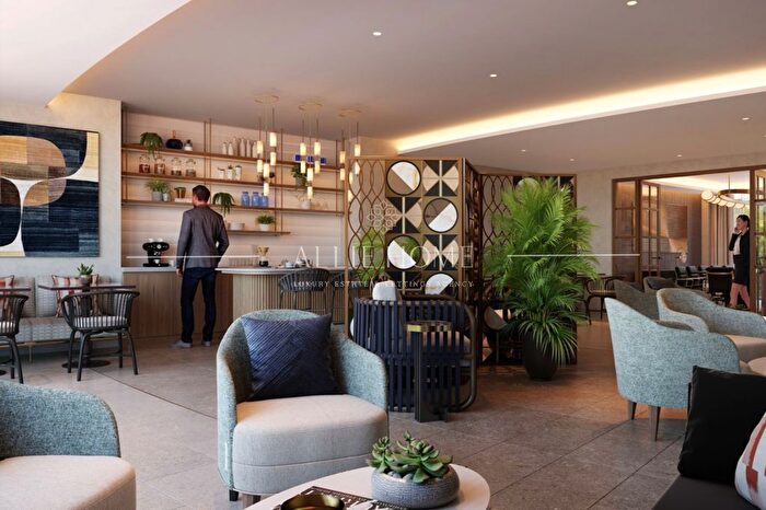 1 Bedroom Flat For Sale In Kennington Ln, London, SE11