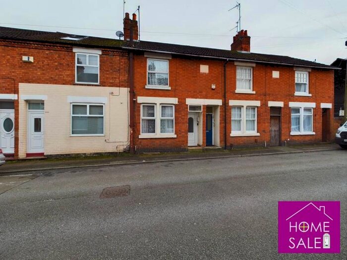 3 Bedroom Terraced House To Rent In Havelock Street, Kettering, NN16