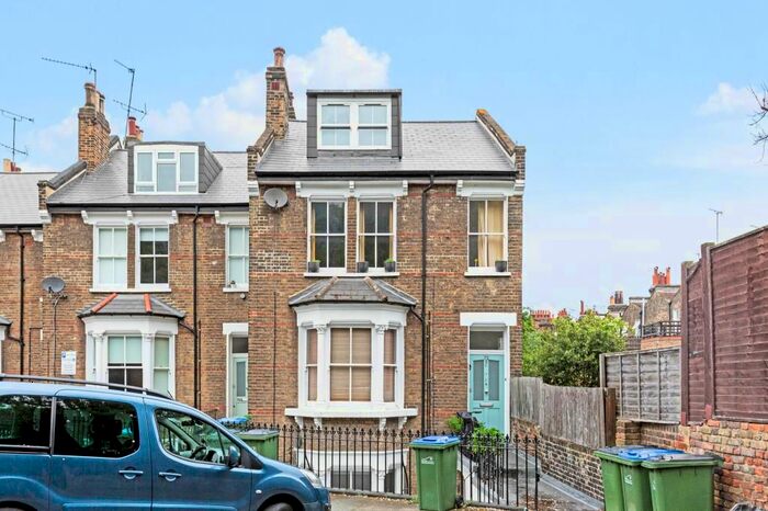 1 Bedroom Flat To Rent In Woodlands Park Road, London, SE10