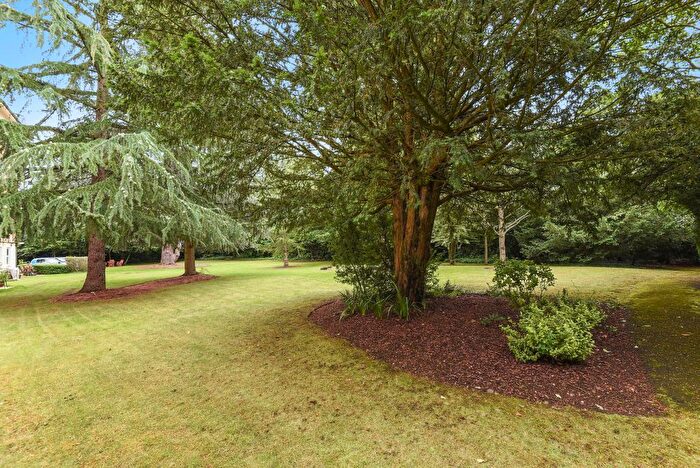 2 Bedroom Apartment To Rent In The Huntley, Carmelite Drive, RG30