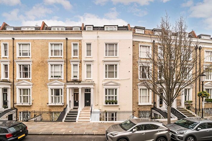 1 Bedroom Flat To Rent In Eardley Crescent, Earls Court, SW5