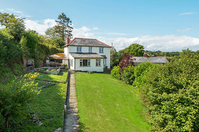4 Bedroom Detached House For Sale In Smallridge, Axminster, Devon, EX13