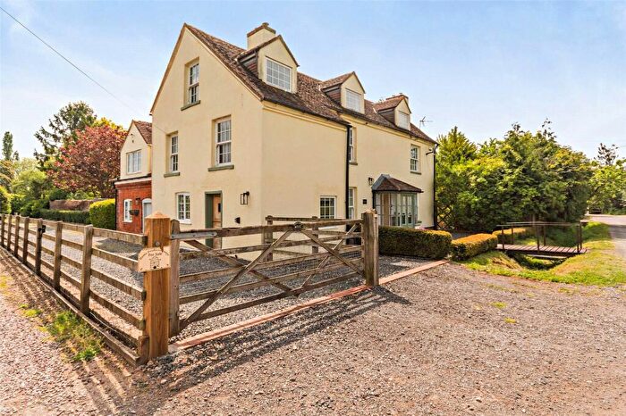 4 Bedroom Detached House For Sale In Corse Lawn, Gloucester, Gloucestershire, GL19
