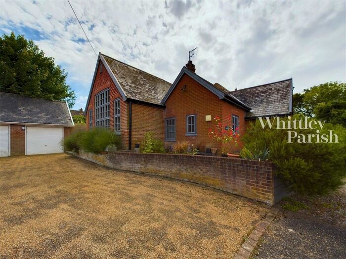 4 Bedroom Detached House For Sale In Mill Street, Gislingham, Eye, IP23