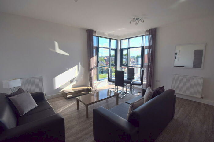 2 Bedroom Apartment To Rent In Lodge Lane, Derby, DE1