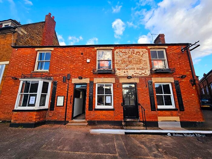 4 Bedroom Property To Rent In Market Hill, Rothwell, Northants, NN14