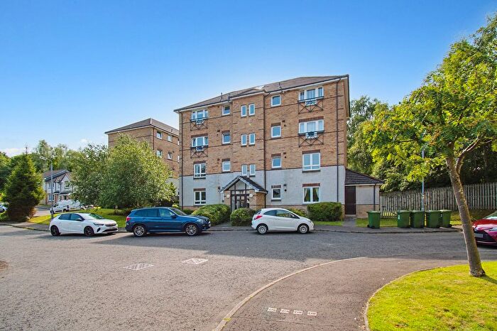 2 Bedroom Flat To Rent In Innellan Gardens, Kelvindale, Glasgow, G20