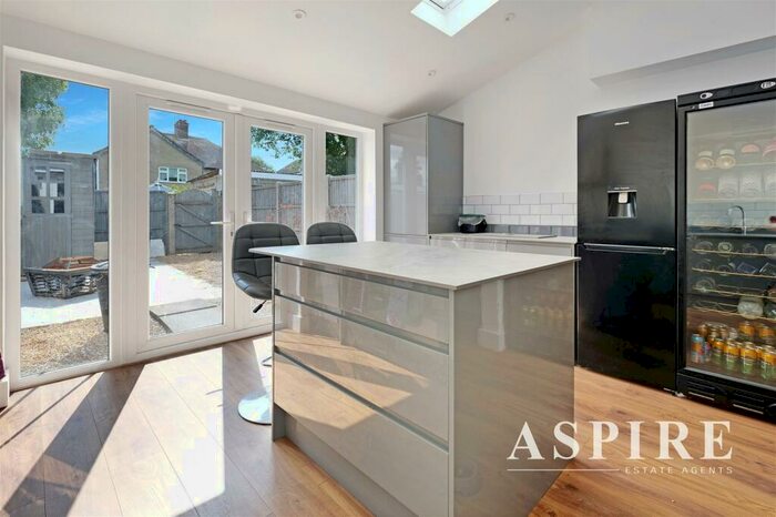 3 Bedroom Terraced House To Rent In Pendlestone, Benfleet, SS7