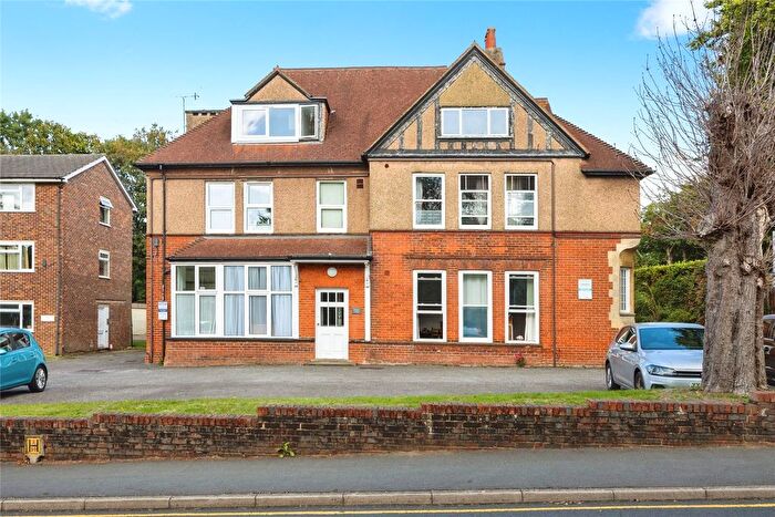 1 Bedroom Flat For Sale In Clandon Road, Guildford, GU1