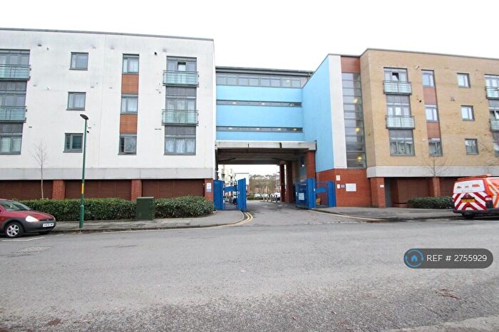 1 Bedroom Flat To Rent In Hart Street, Maidstone, ME16