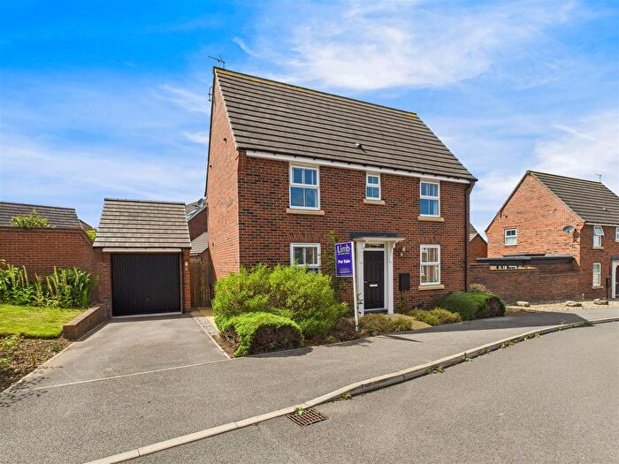 3 Bedroom Detached House For Sale In Mulberry Avenue, Beverley, HU17