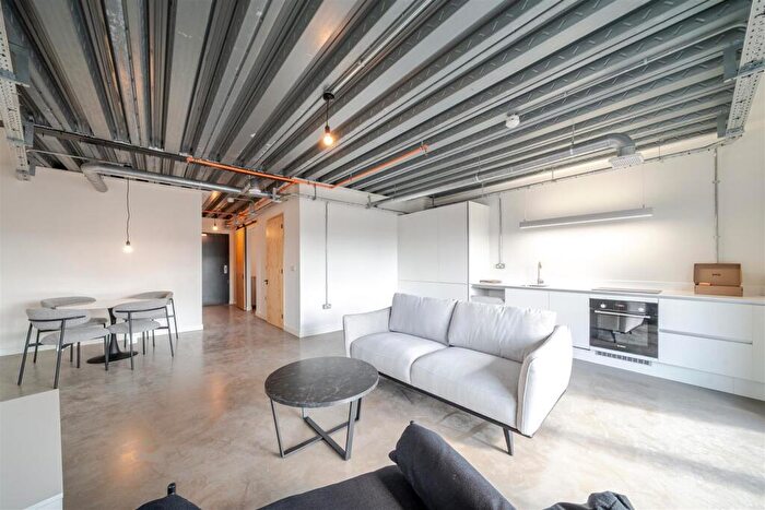 2 Bedroom Apartment To Rent In District Lofts, Climate Innovation District, LS9