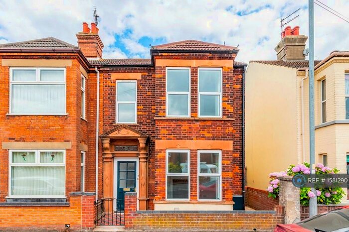 5 Bedroom End Of Terrace House To Rent In Church Road, Gorleston, Great Yarmouth, NR31
