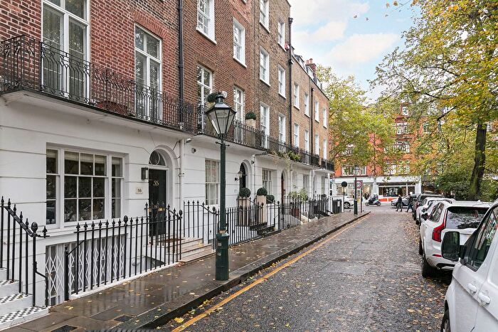 1 Bedroom Flat To Rent In Brompton Square, London, SW3