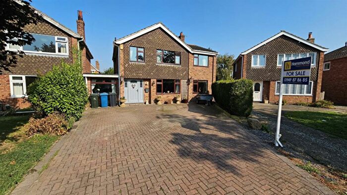 5 Bedroom Detached House For Sale In Park Road, Barnstone, Nottingham, NG13