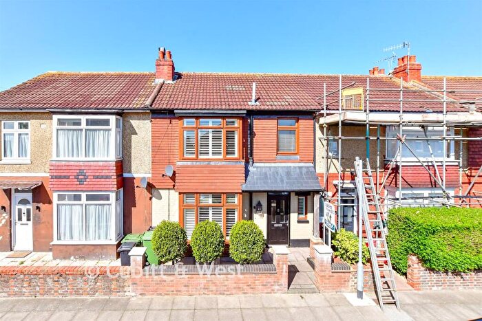 3 Bedroom Terraced House For Sale In Sunningdale Road, Portsmouth, Hampshire, PO3