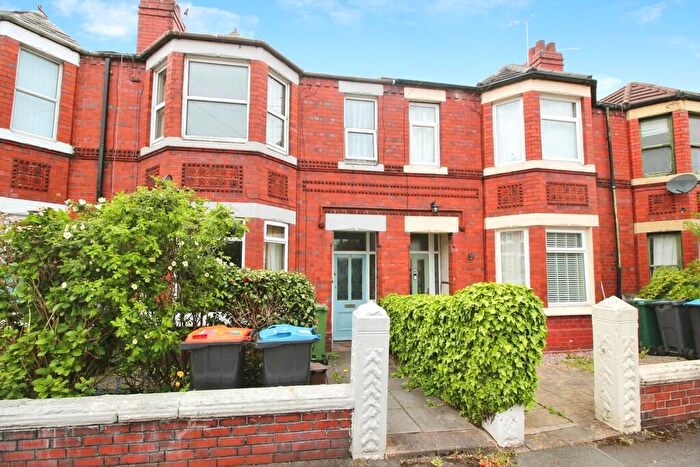 2 Bedroom Apartment To Rent In Newry Park, Chester, CH2