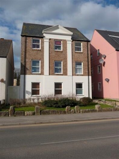 1 Bedroom Flat To Rent In Foundry Square, Hayle, TR27