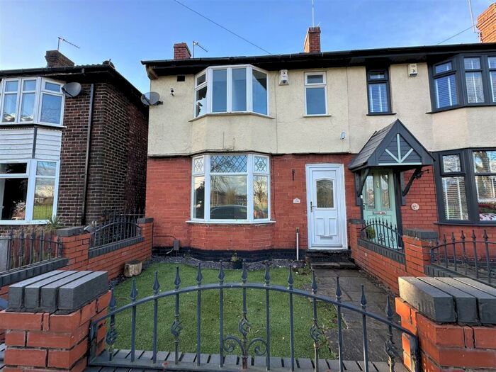 3 Bedroom End Of Terrace House To Rent In Lynthorpe Avenue, Cadishead, Manchester, M44