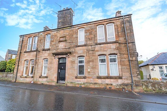 2 Bedroom Flat For Sale In / Saint Winnoc Road, Lochwinnoch, PA12
