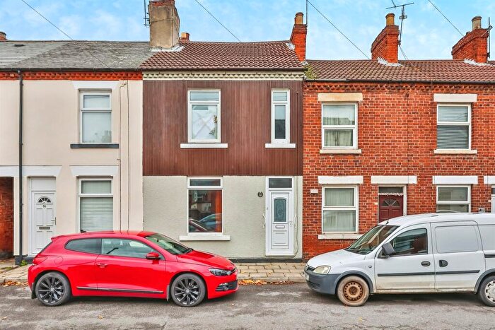 3 Bedroom Terraced House For Sale In West Terrace, Hucknall, Nottingham, NG15