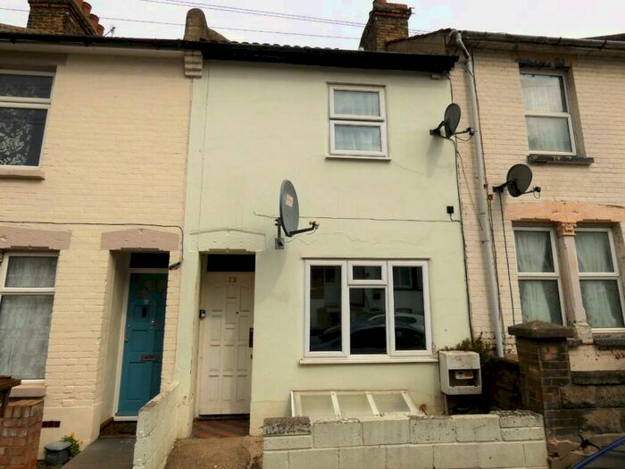 2 Bedroom Terraced House To Rent In Victoria Road, Chatham, ME4