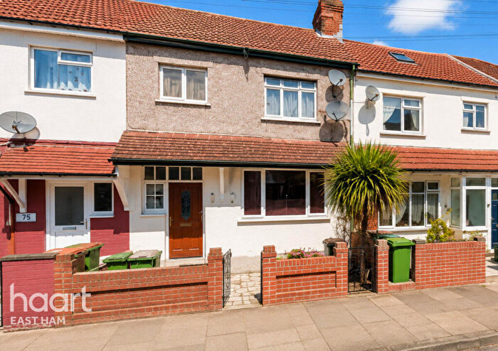 3 Bedroom Terraced House To Rent In Holland Road, London, E6