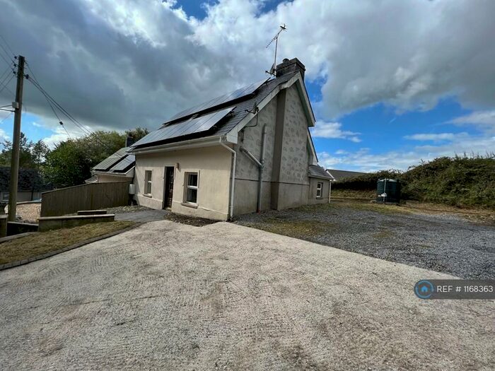 2 Bedroom Semi-Detached House To Rent In Gatgoch, Carmarthen, SA32