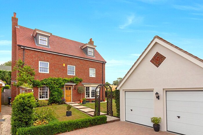 5 Bedroom Detached House For Sale In Craykefields, Easingwold, York, YO61