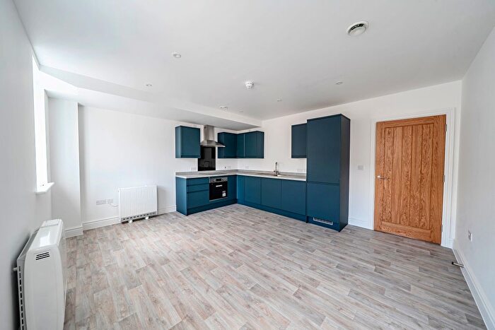 1 Bedroom Flat To Rent In Flat Discovery House, Southgate Street, GL1