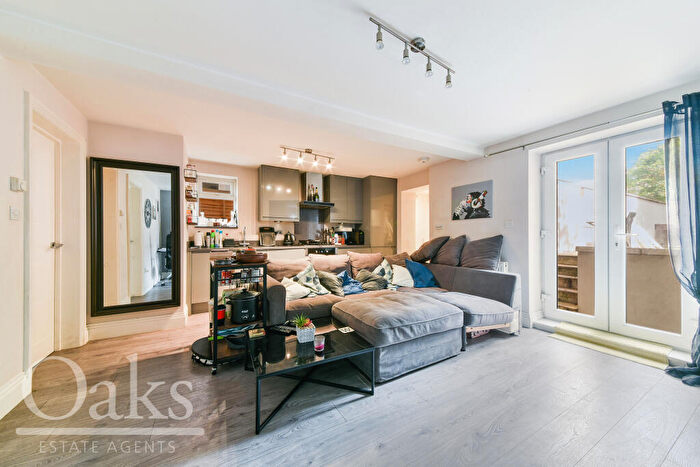 2 Bedroom Apartment To Rent In Elgin Road, Addiscombe, CR0