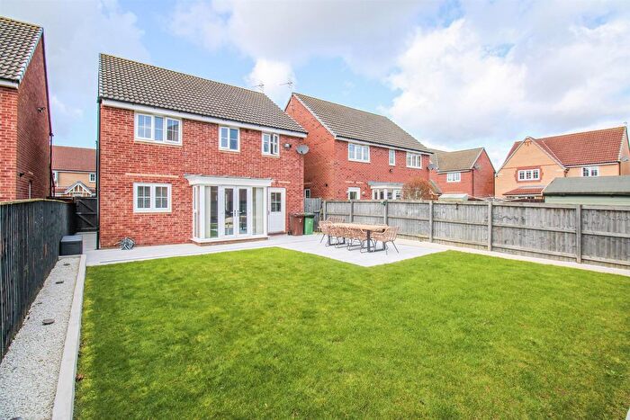 4 Bedroom Detached House For Sale In Ruby Lane, Upton, Pontefract, WF9