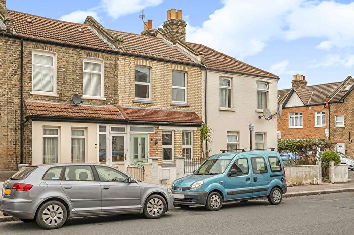 3 Bedroom Terraced House For Sale In Stuart Road, SE15
