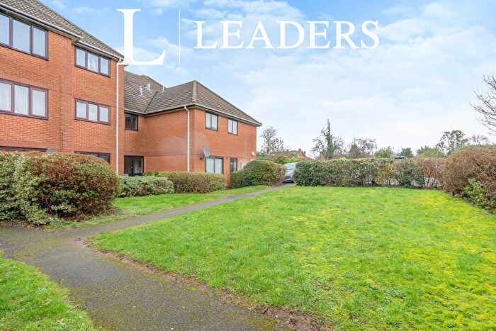 1 Bedroom Flat To Rent In Parklands Court, Park Road, SO15