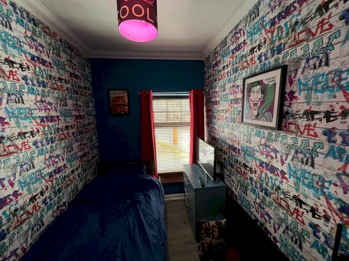 3 Bedroom Terraced House For Sale In George Street Tonypandy -, Tonypandy, CF40
