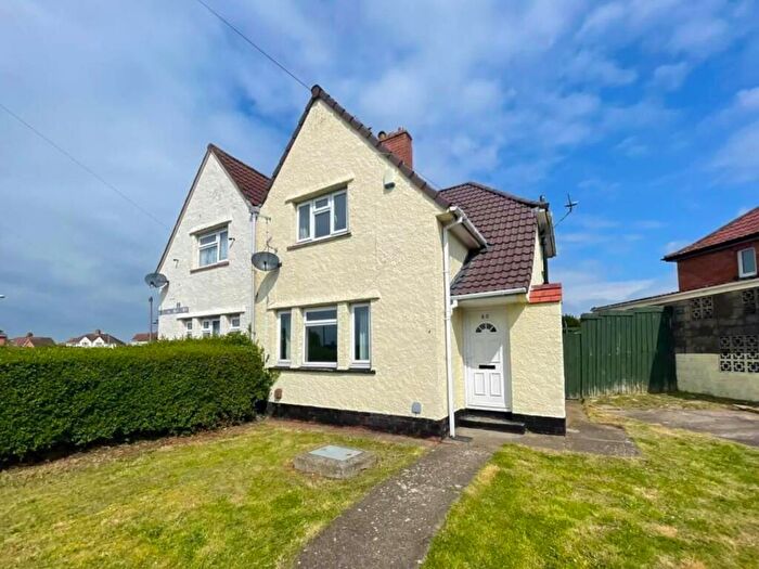 3 Bedroom Semi Detached House To Rent In Wallingford Road, Bristol, BS4