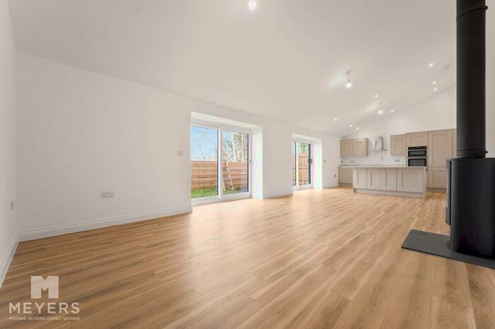 3 Bedroom Bungalow For Sale In Egert Mews, Sturminster Marshall, Dorset, BH21