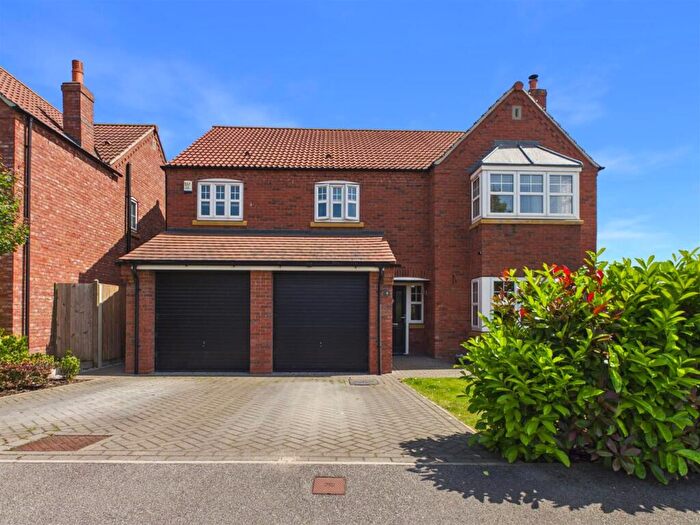 4 Bedroom Detached House For Sale In Shaw Avenue, Welton, HU15