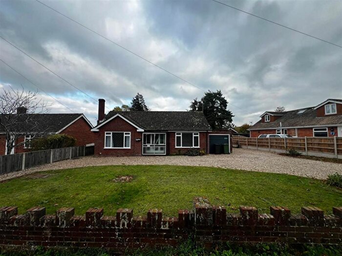 2 Bedroom Bungalow To Rent In Shipdham Road, Dereham, NR19