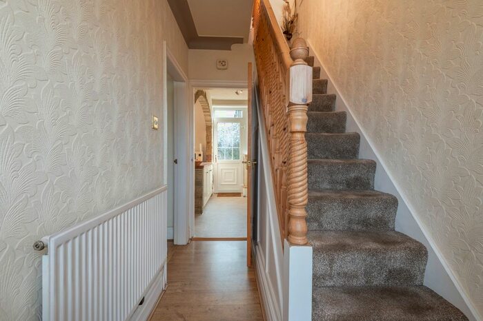 3 Bedroom Semi-Detached House For Sale In Moor End Road, Halifax, HX2