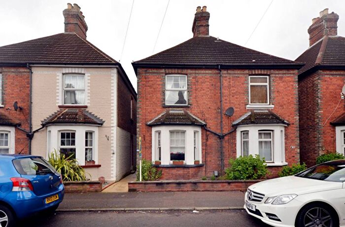 2 Bedroom Property To Rent In Margaret Road, Guildford, GU1