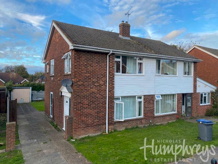4 Bedroom Semi-Detached House To Rent In College Road, Canterbury, CT1