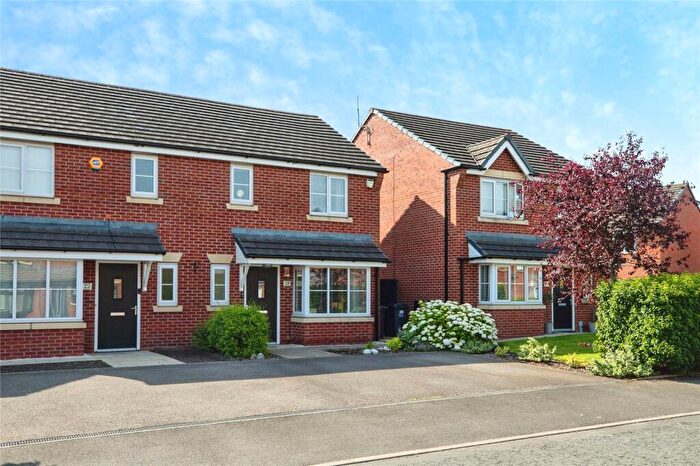 3 Bedroom Semi-Detached House For Sale In Hardys Close, Radcliffe, Manchester, Greater Manchester, M26
