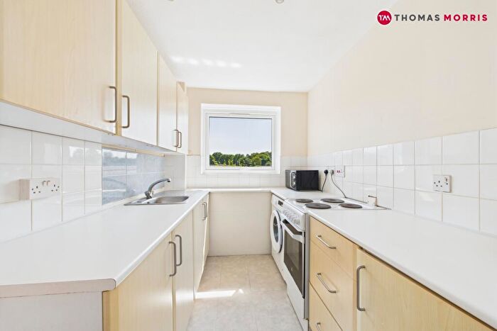 1 Bedroom Apartment To Rent In Tennyson Close, Royston, Hertfordshire, SG8