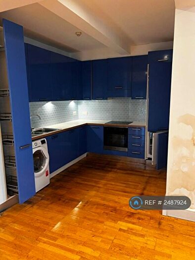 3 Bedroom Flat To Rent In St. James's Street, Brighton, BN2