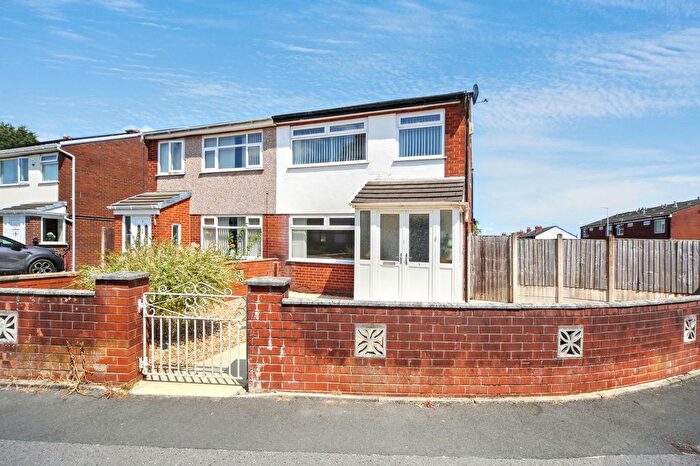 3 Bedroom Semi-Detached House For Sale In Martindale Crescent, Wigan, WN5