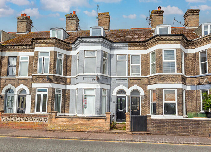 4 Bedroom Terraced House For Sale In High Street, Gorleston, Great Yarmouth, NR31
