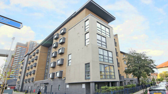 1 Bedroom Flat To Rent In Capulet Square, London, E3